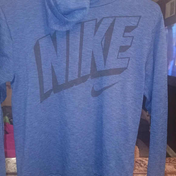 Nike Lightweight Pullover Hoodie Boys Size Large Dri-Fit - Picture 3 of 3